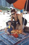 Jessica_Umhlanga_beach_Umbrella_Mom.BMP (468494 bytes)