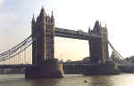 LondonTowerBridge2.BMP (692010 bytes)